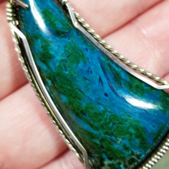 Wire wrapped Chrysocolla Pendant - Picture 14 of 15